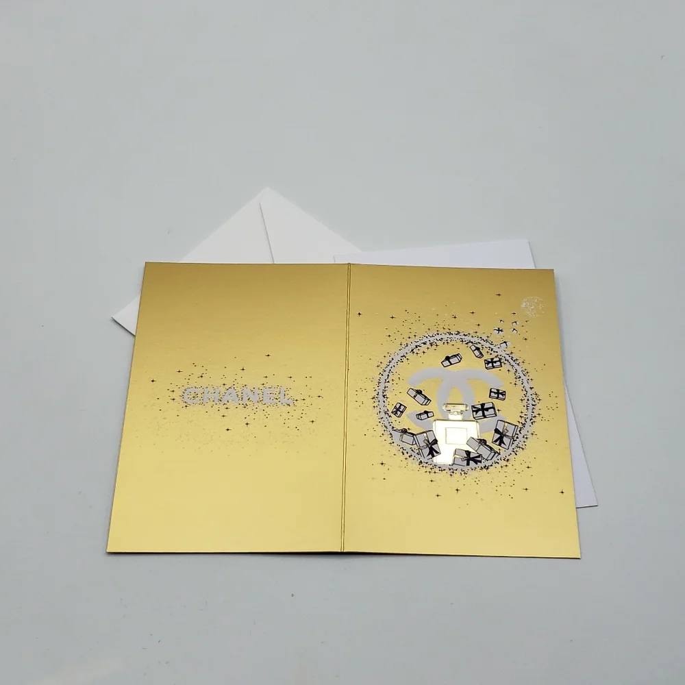 CHANEL Holiday Gift Bag with Card